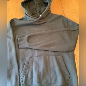 Old navy grey sweatshirt